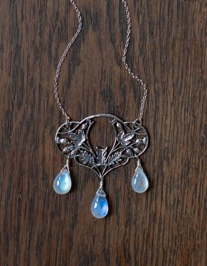 Collier "Thistle" argent massif avec pierres de lune